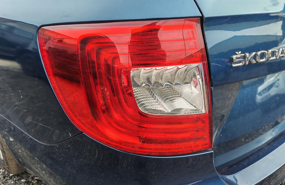 Skoda Superb SE Greenline TDI Rear Tail Light Passengers